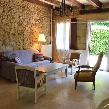 Du Vert & Du Bon Air - Linge Maison Inclus - Parking Prive Gratuit - Centre Ville Bergerac 10Mn - Domaine Bellevue Cottage En Perigord Lembras 외부 사진