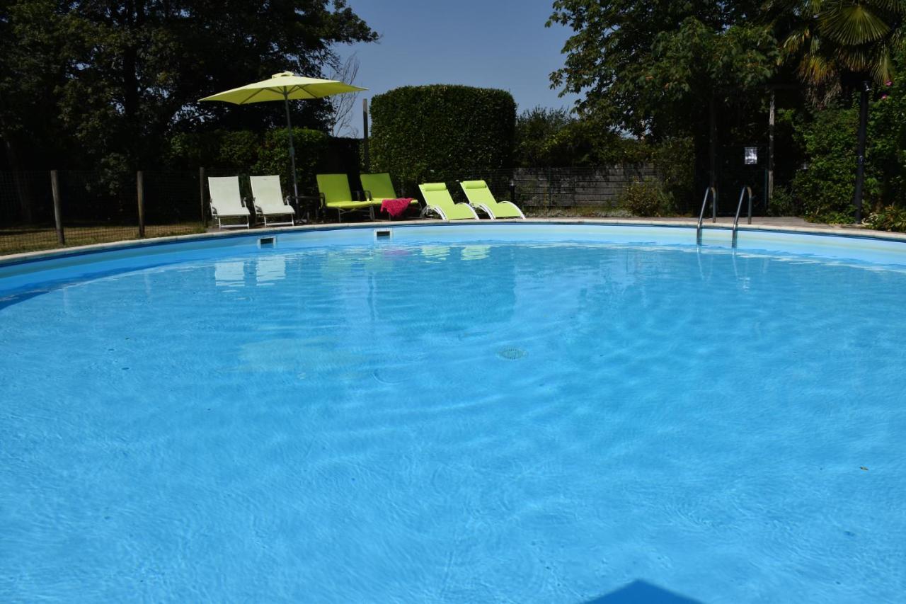 Du Vert & Du Bon Air - Linge Maison Inclus - Parking Prive Gratuit - Centre Ville Bergerac 10Mn - Domaine Bellevue Cottage En Perigord Lembras 외부 사진